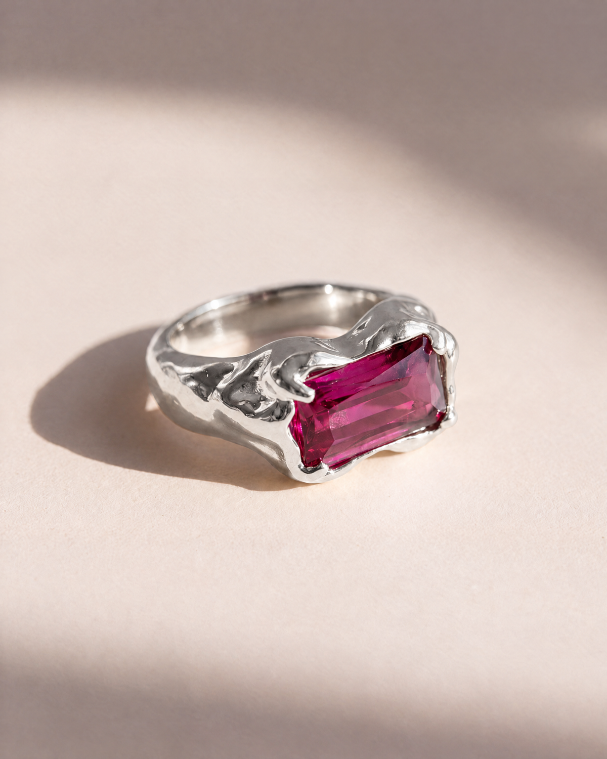 Wave Bar Ring in 925 sterling silver with a pink tourmaline bar